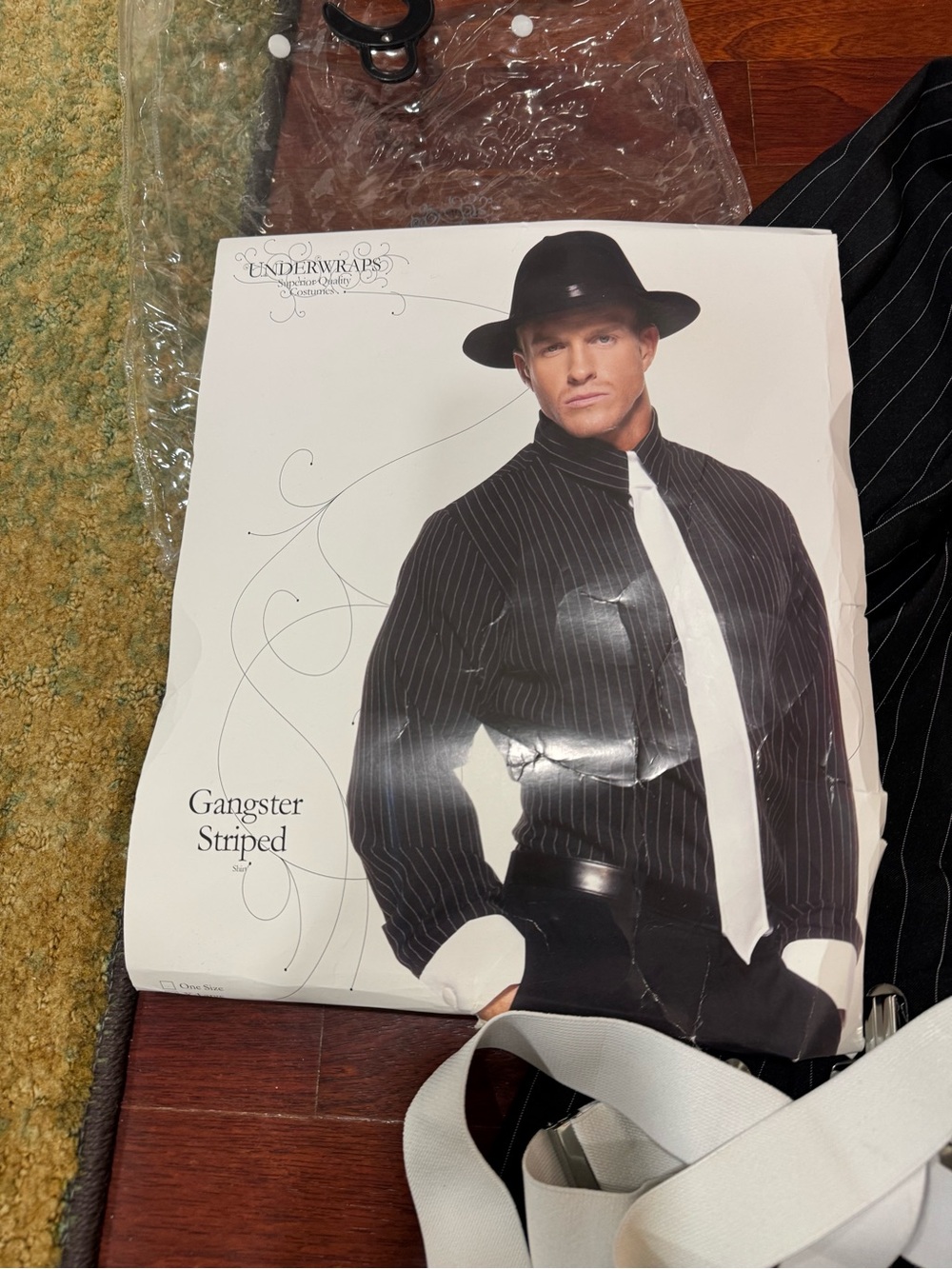 🎃Men’s Black Pinstripe Gangster Costume with White Tie and Suspenders